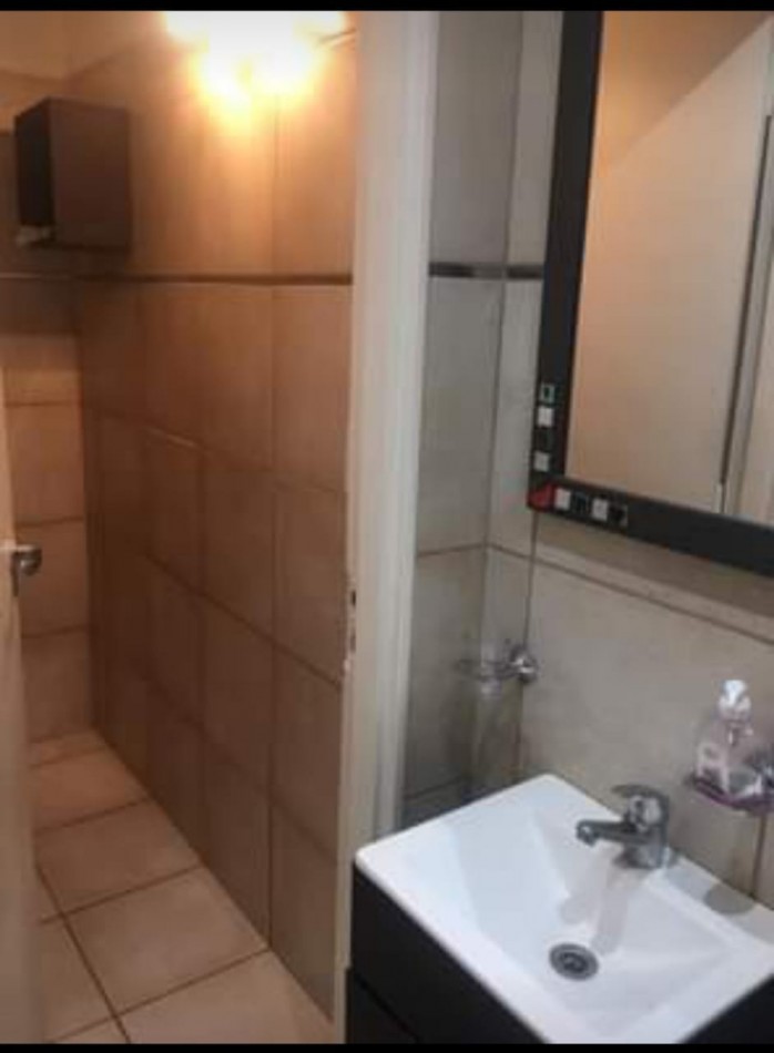 Oportunidad ! Local Comercial en excelente zona Permuta por depto menor valor.