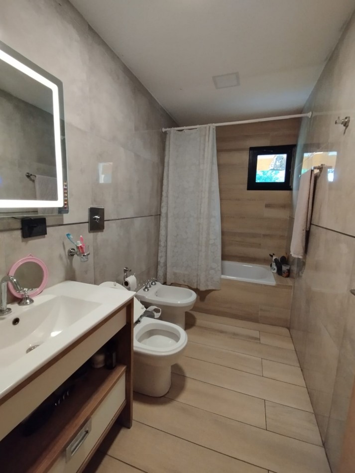 Hermosa casa , estilo moderno excelente ubicacion
